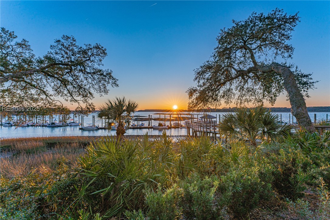 4 Village North Drive Unit: 41