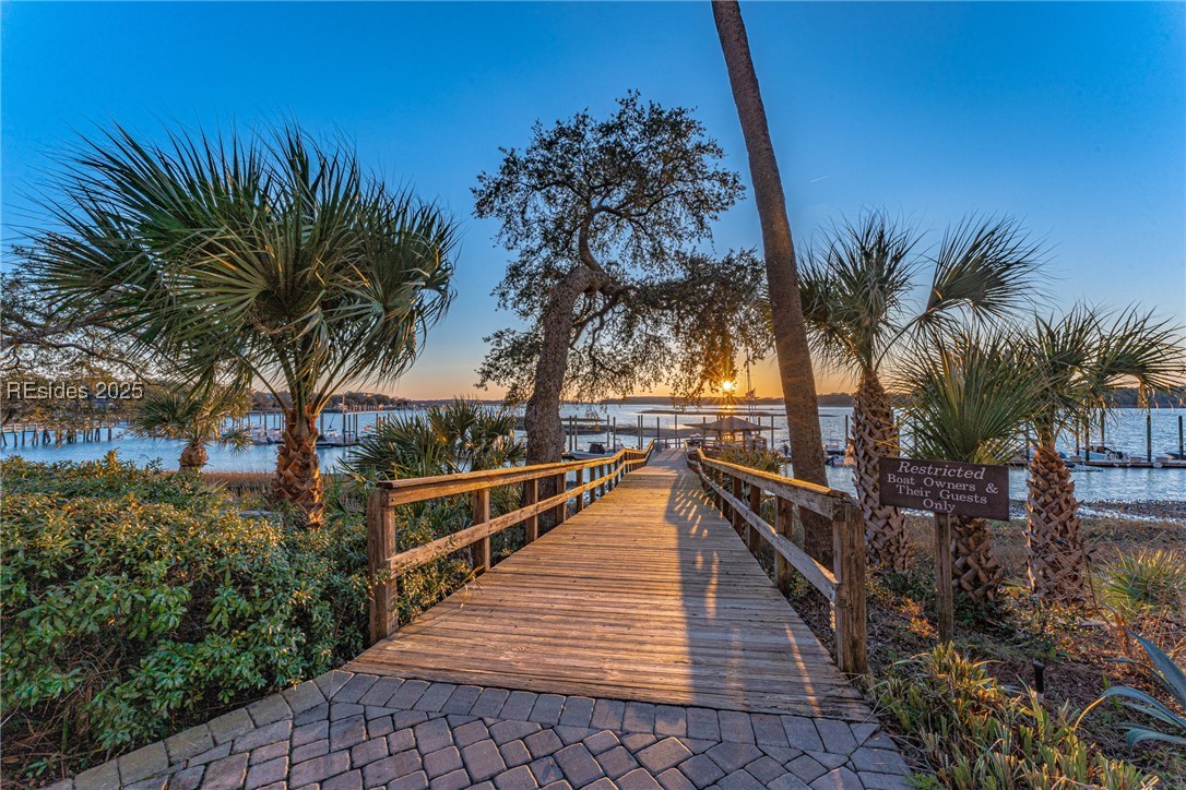 4 Village North Drive Unit: 41