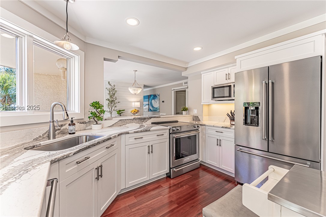 4 Village North Drive Unit: 41