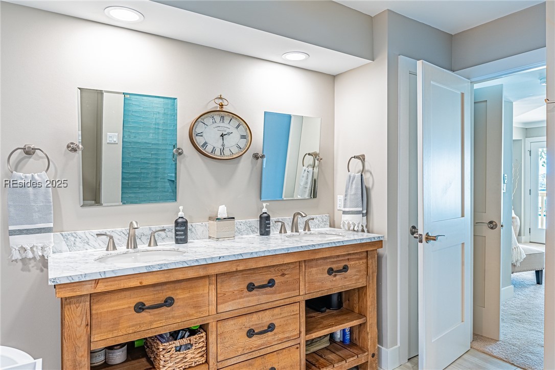 4 Village North Drive Unit: 41