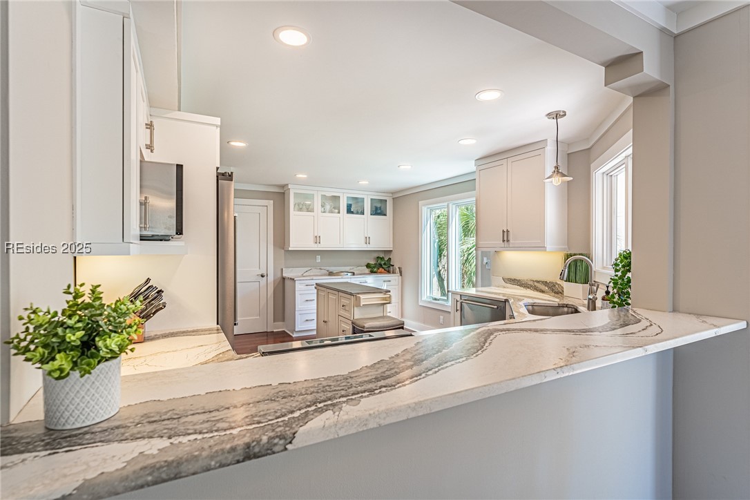 4 Village North Drive Unit: 41