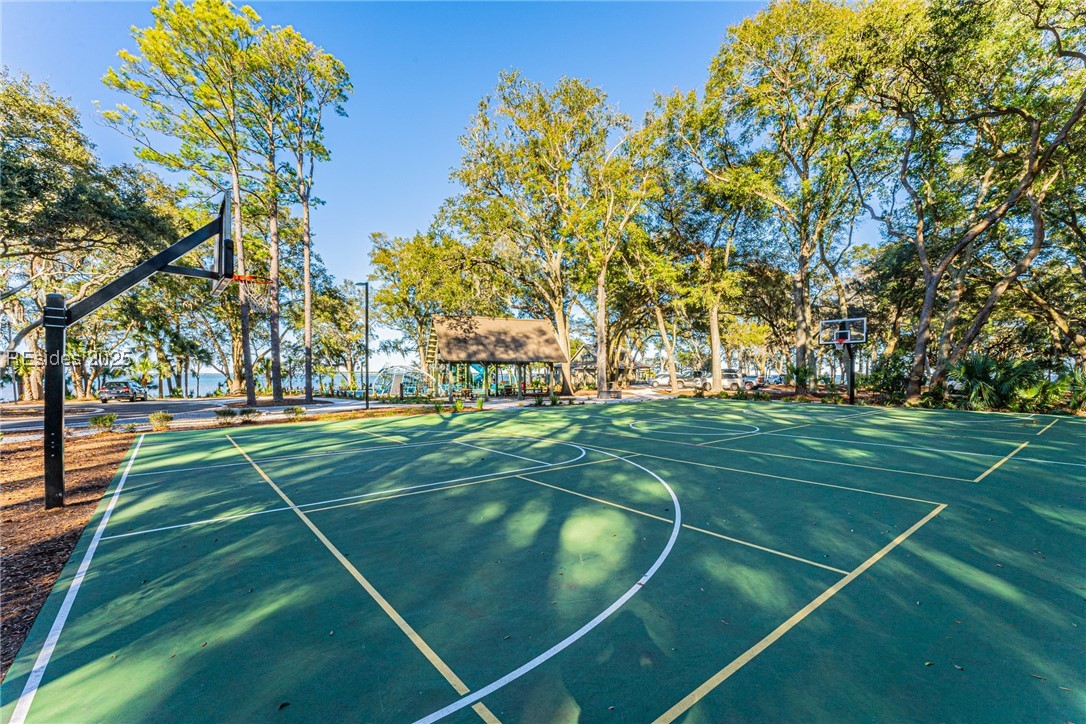 4 Village North Drive Unit: 41