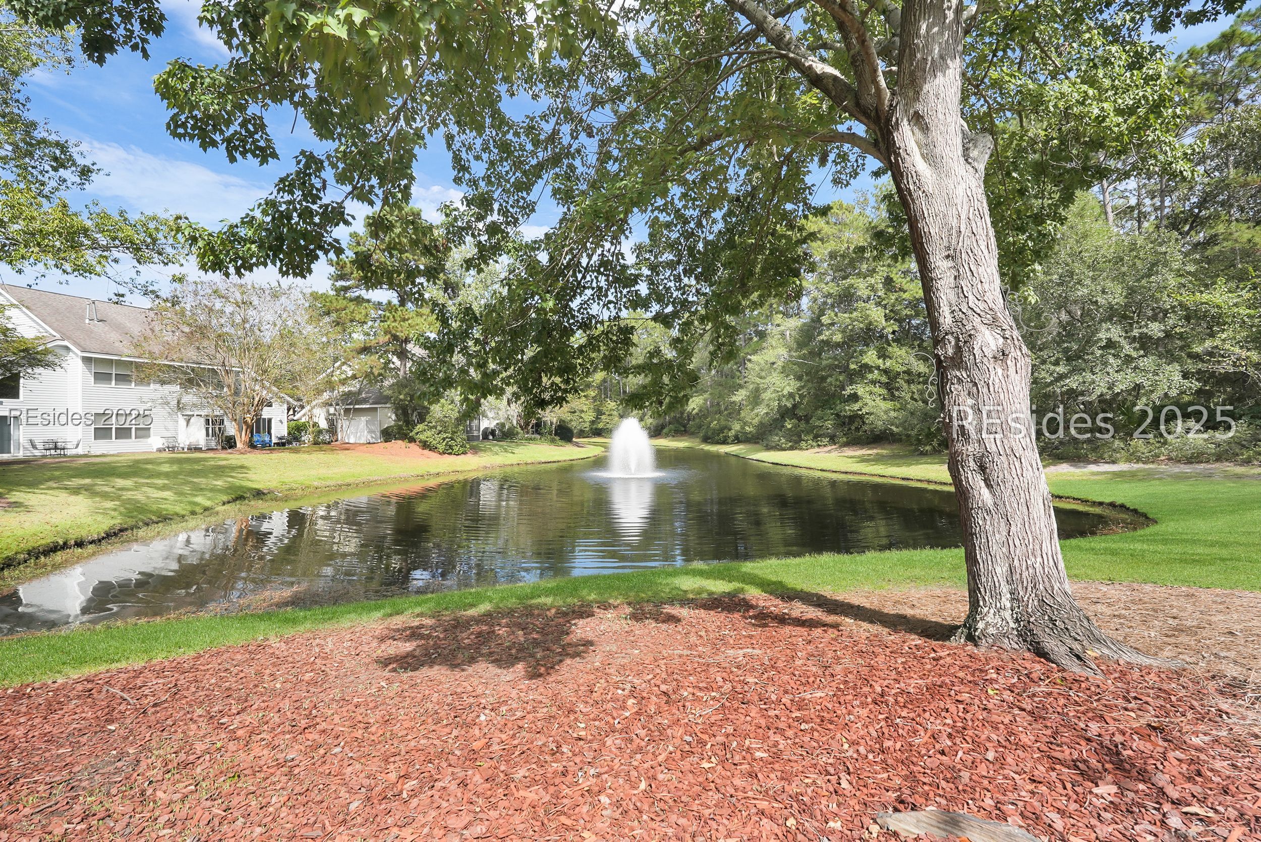 53 Lake Linden Lane Unit: 53