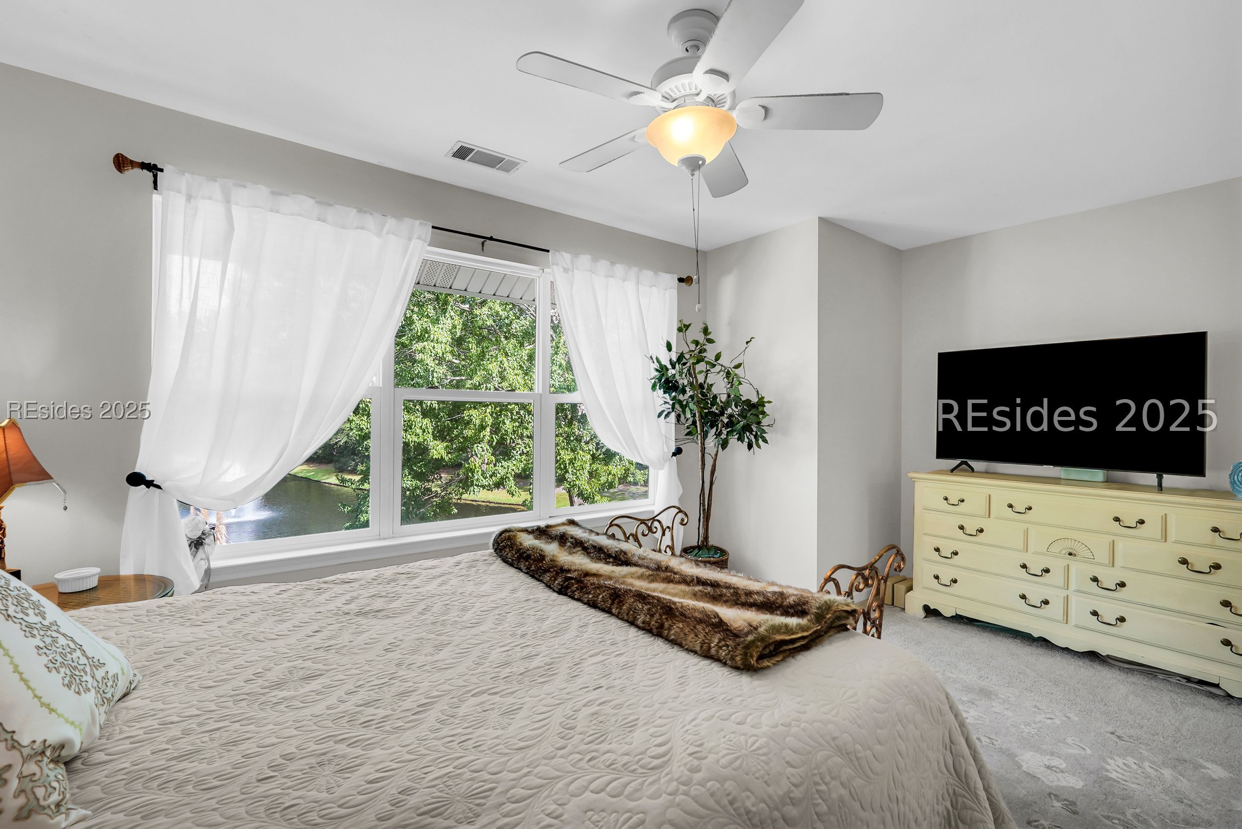 53 Lake Linden Lane Unit: 53