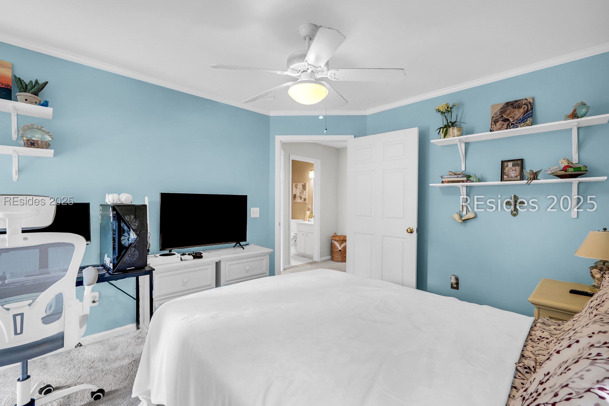 53 Lake Linden Lane Unit: 53