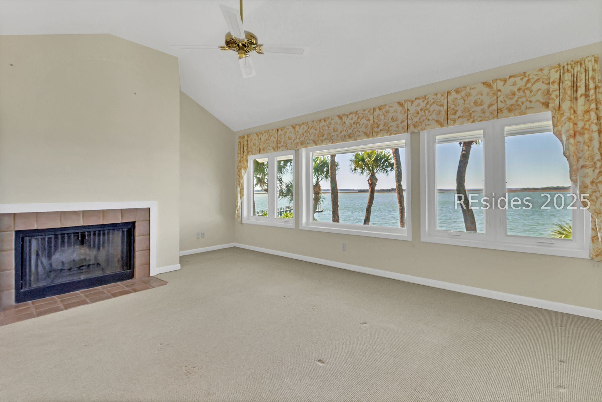 128 Crosstree Drive Unit: 128