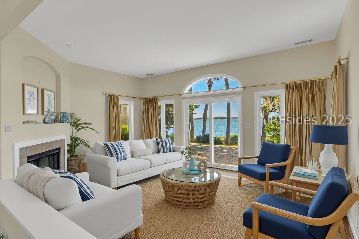 128 Crosstree Drive Unit: 128