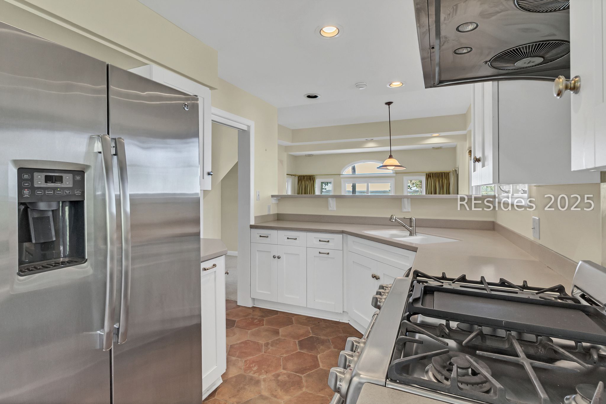 128 Crosstree Drive Unit: 128