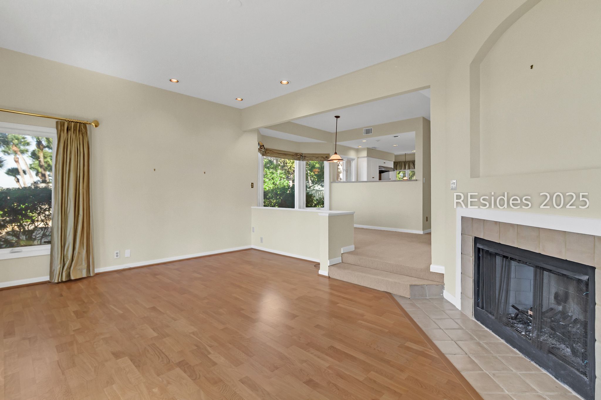 128 Crosstree Drive Unit: 128