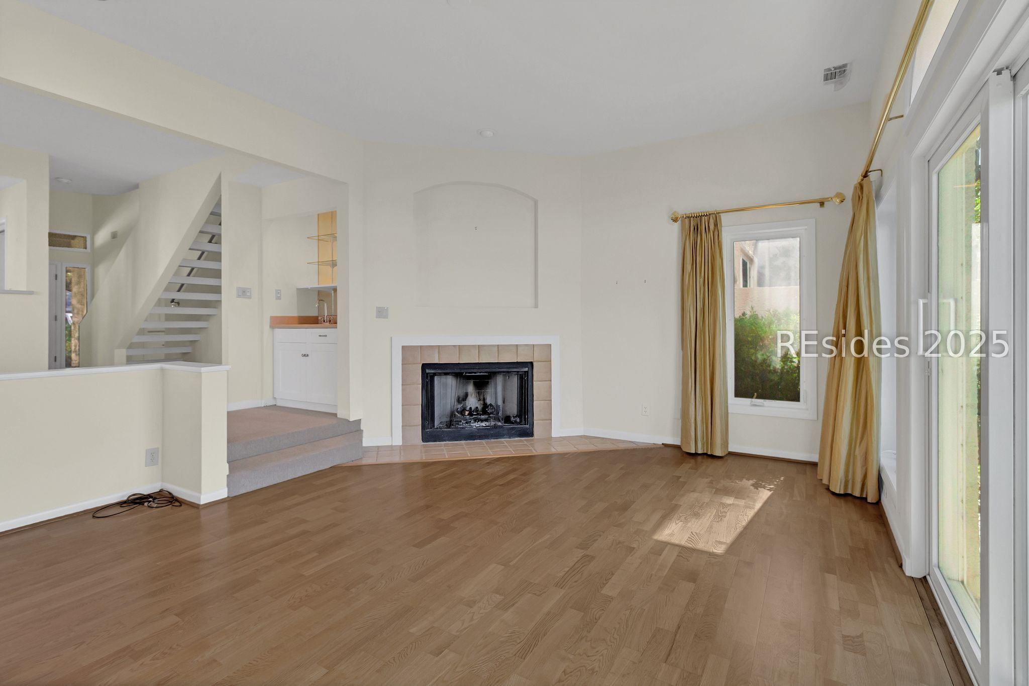 128 Crosstree Drive Unit: 128