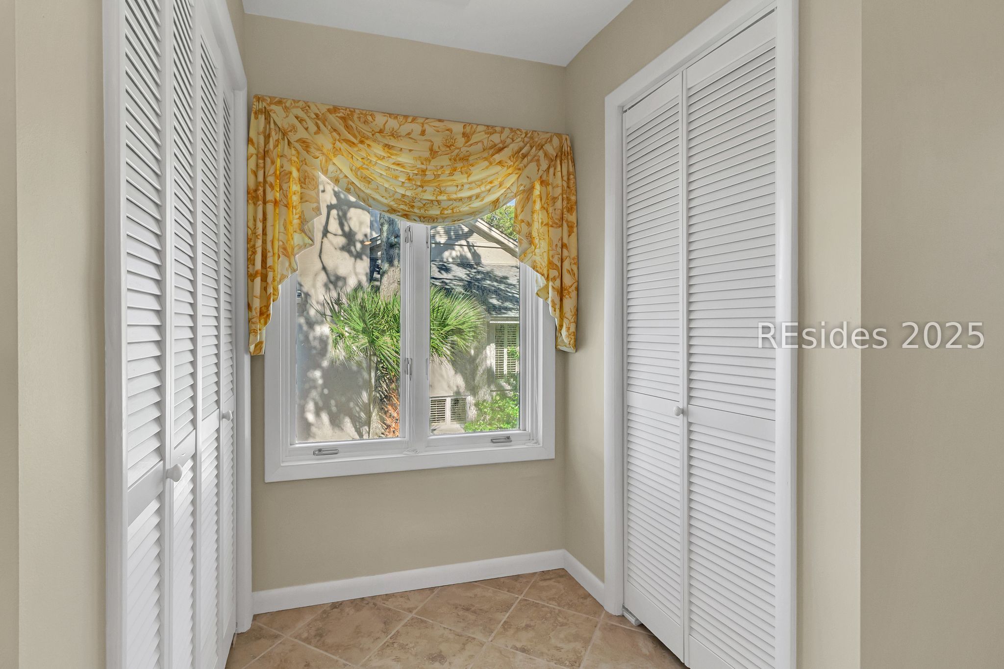 128 Crosstree Drive Unit: 128