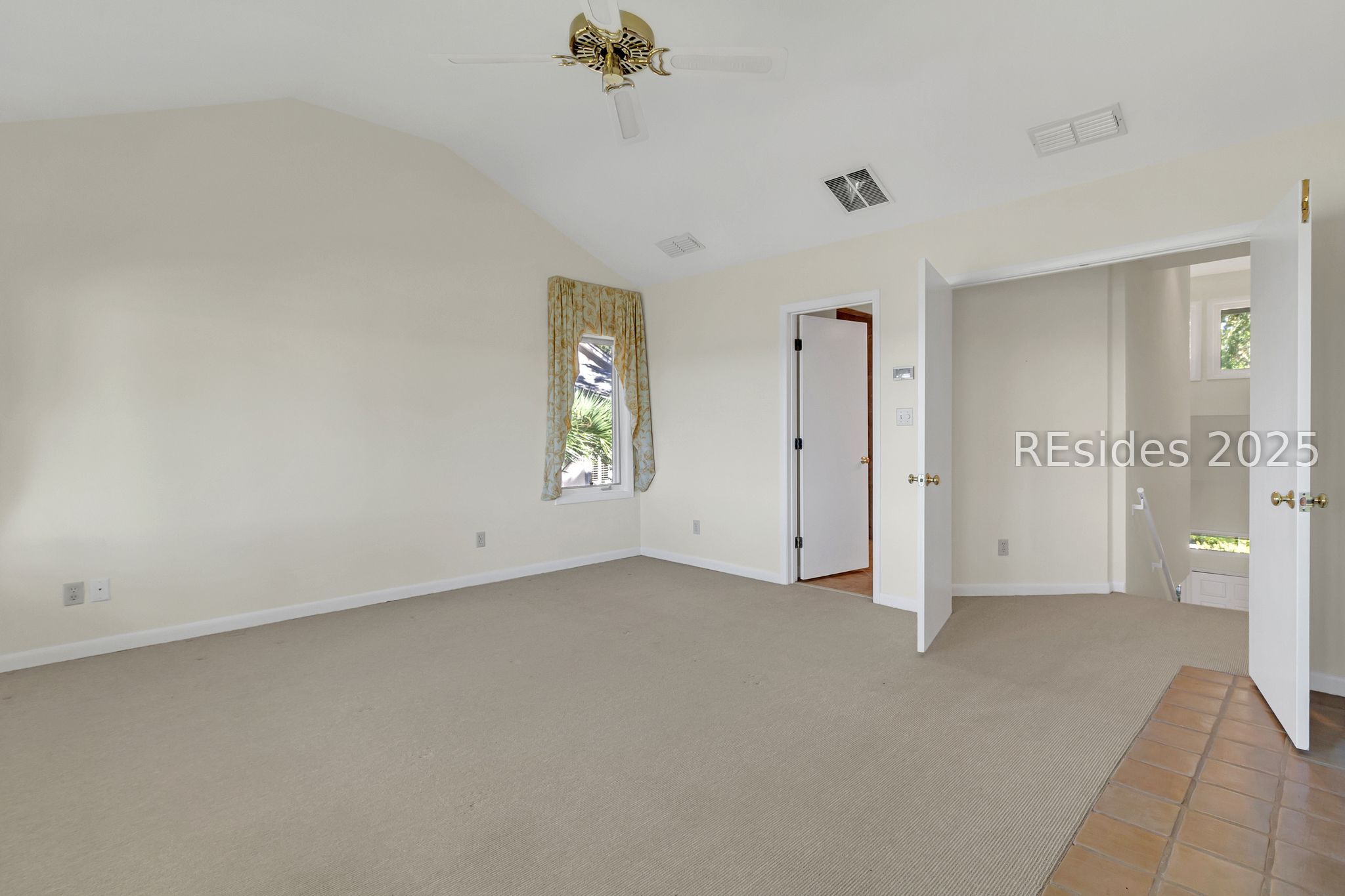 128 Crosstree Drive Unit: 128