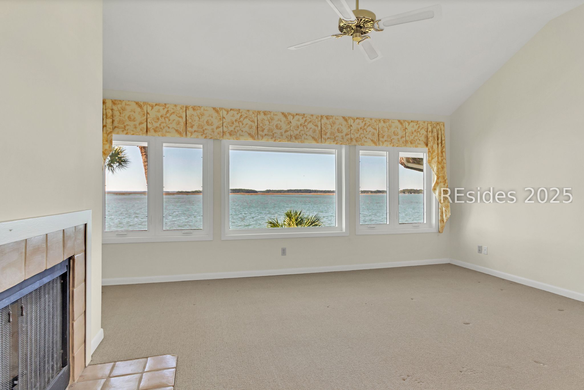 128 Crosstree Drive Unit: 128