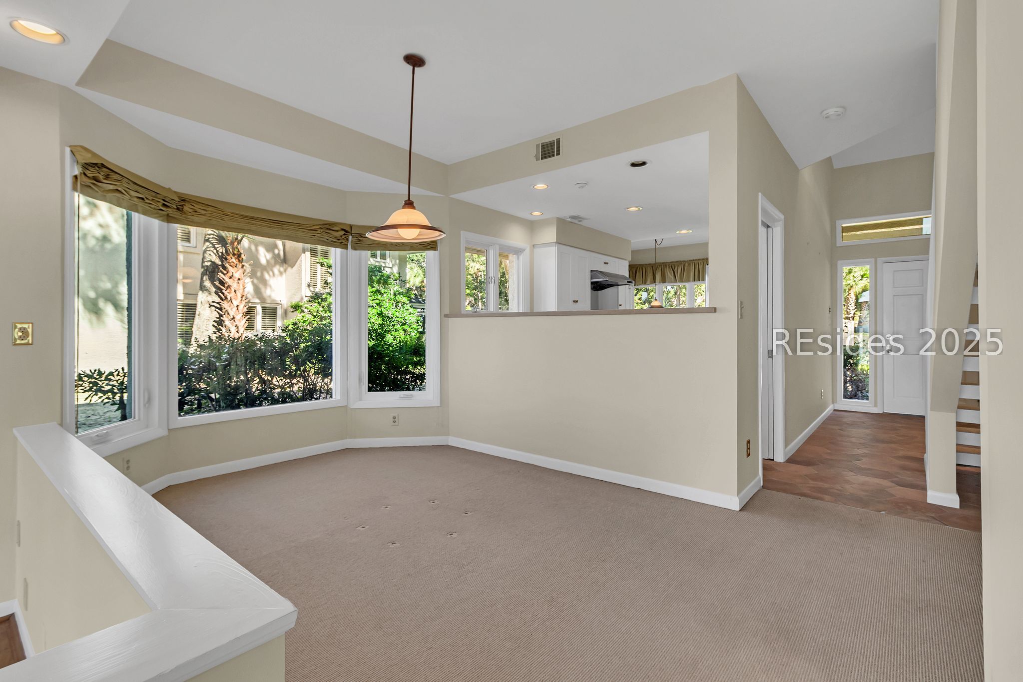 128 Crosstree Drive Unit: 128