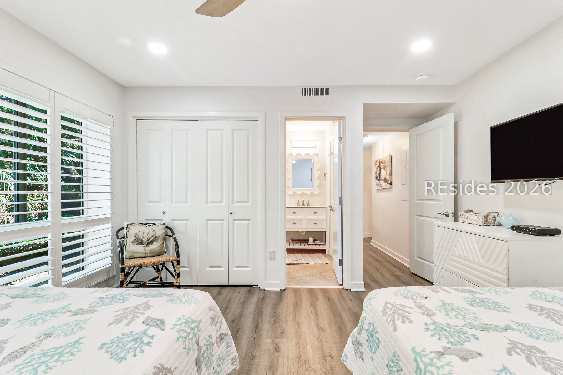 21 Ocean Lane Unit: 401