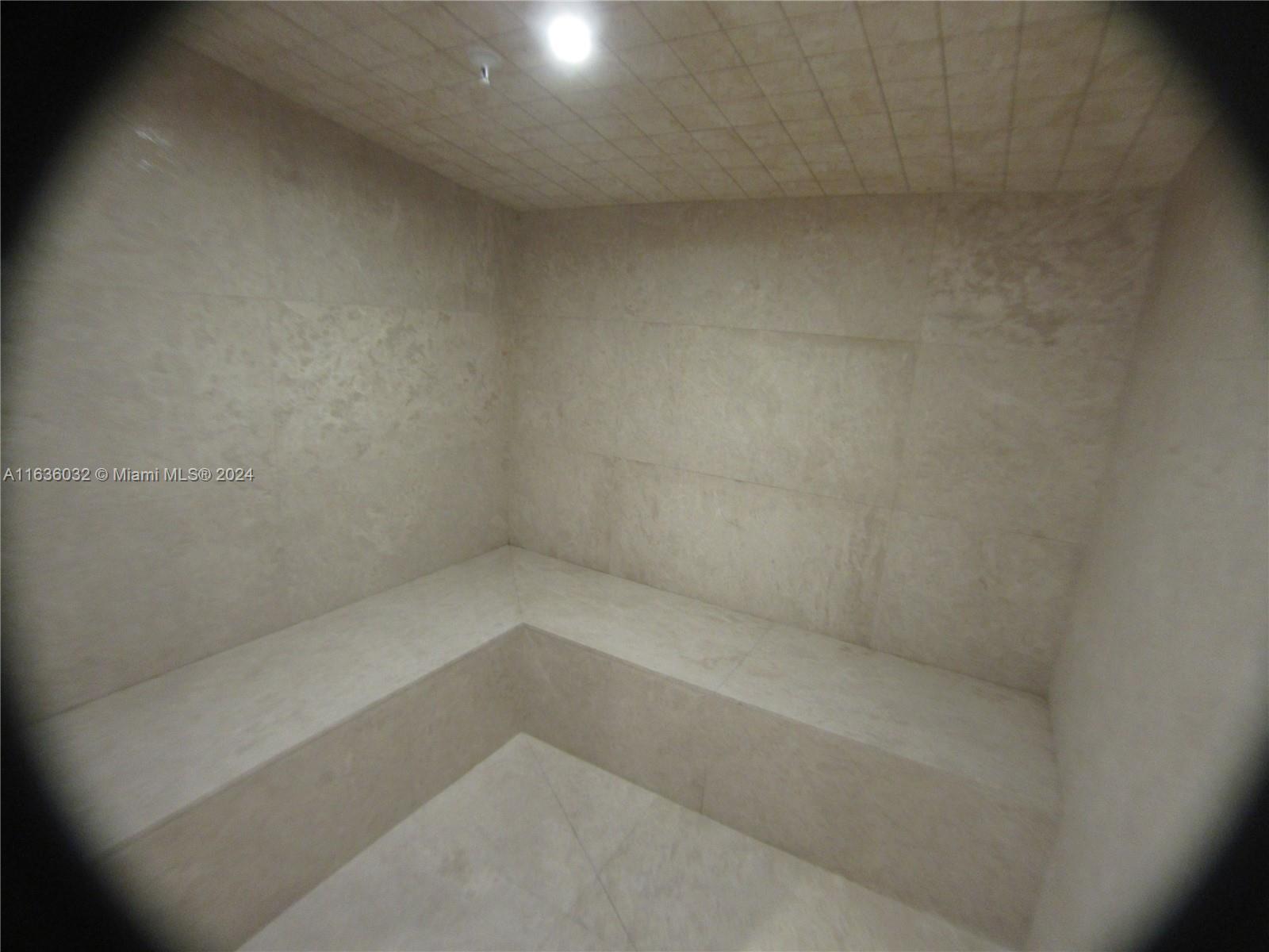 1000 Brickell Plz # 4805