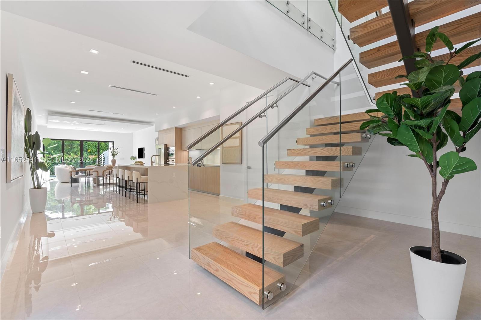 1235 SW 13TH AVE # 1235