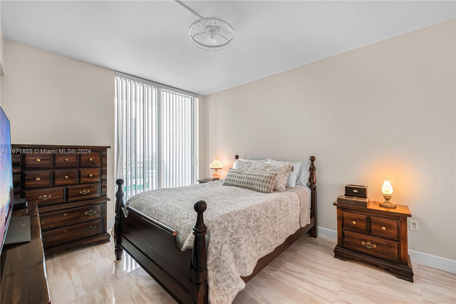 951 Brickell Ave # 2107