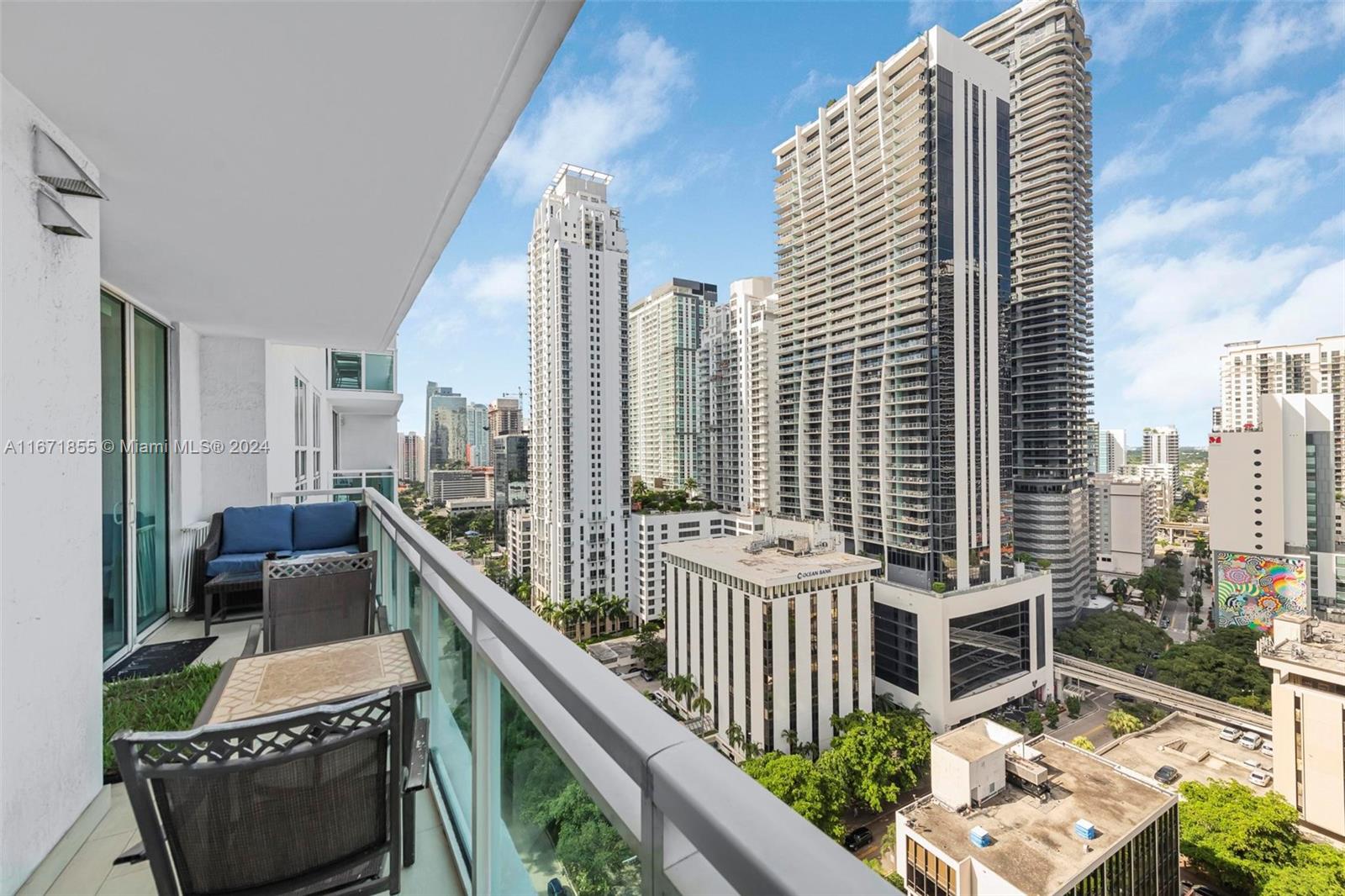 951 Brickell Ave # 2107