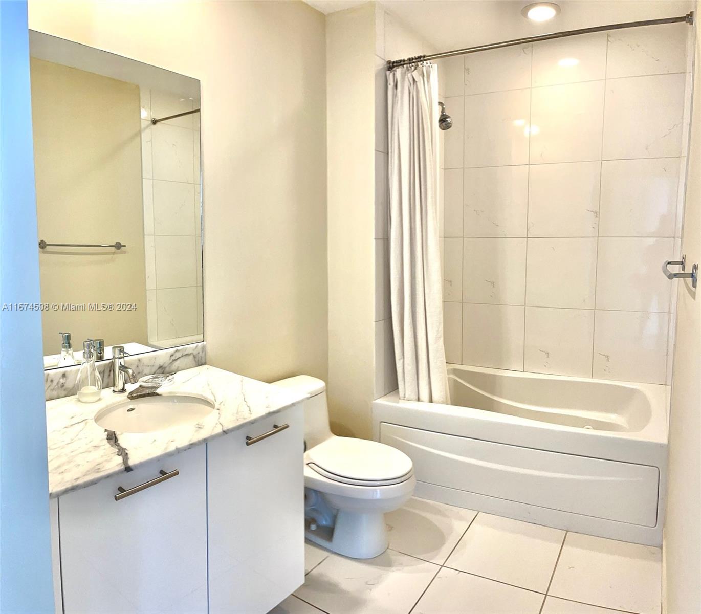 950 Brickell Bay Dr # 4908