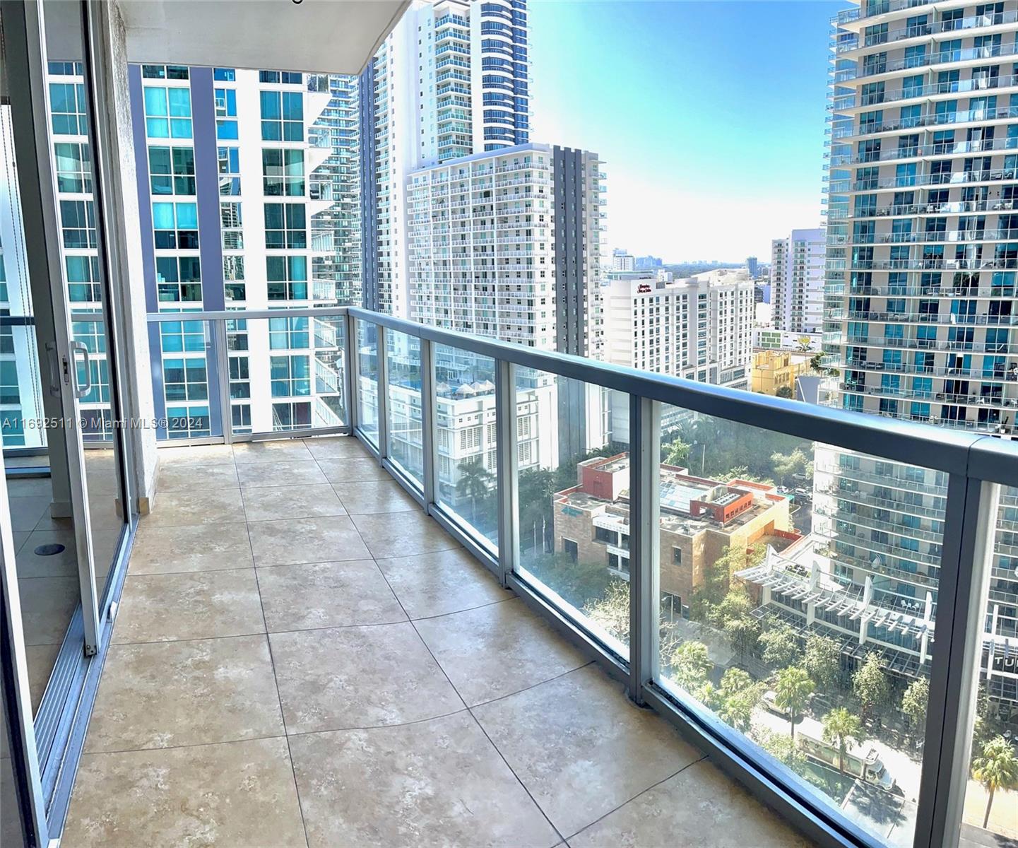 1050 Brickell Ave # 1714