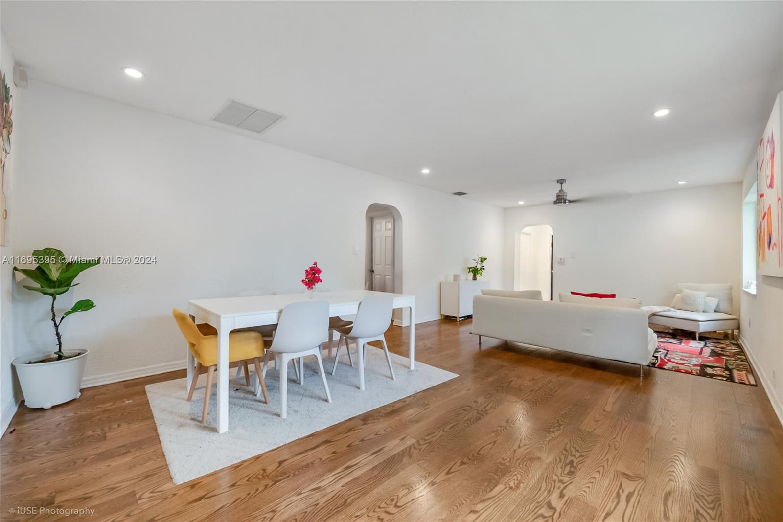 3585 Franklin Ave