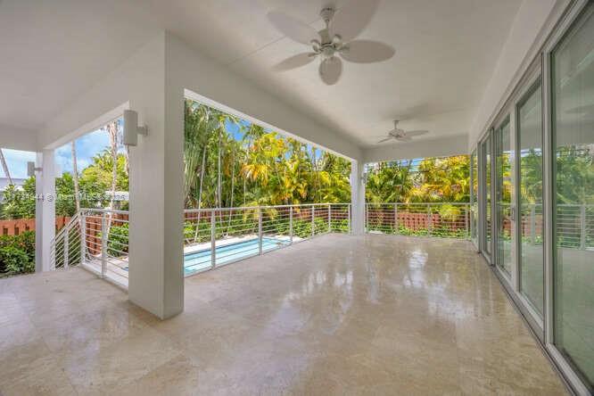 485 Ridgewood Road