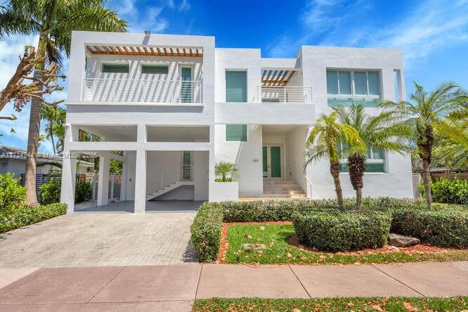 485 Ridgewood Road