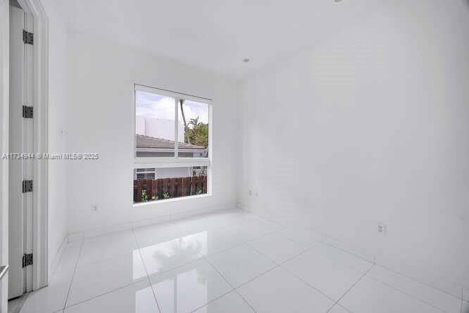 485 Ridgewood Road