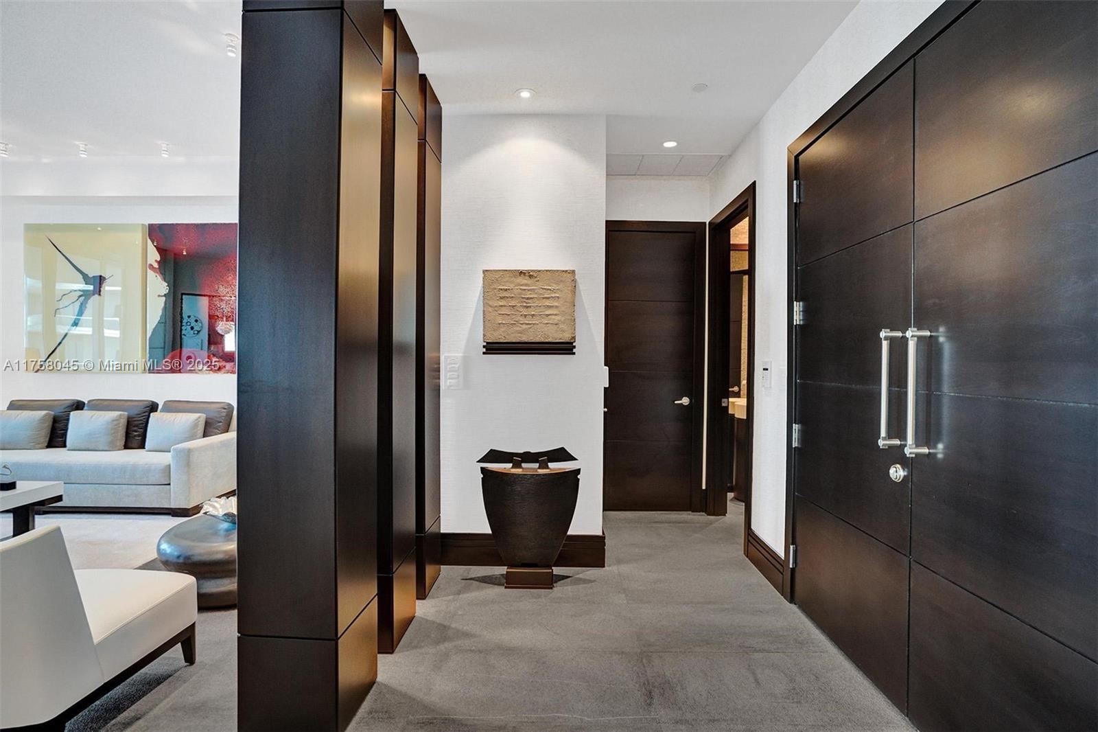 16047 Collins Ave Unit: PH3501