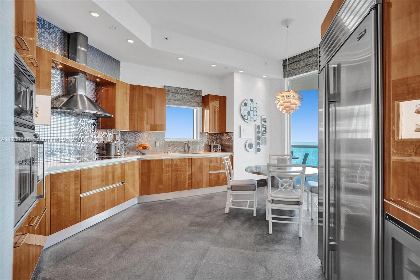 16047 Collins Ave Unit: PH3501