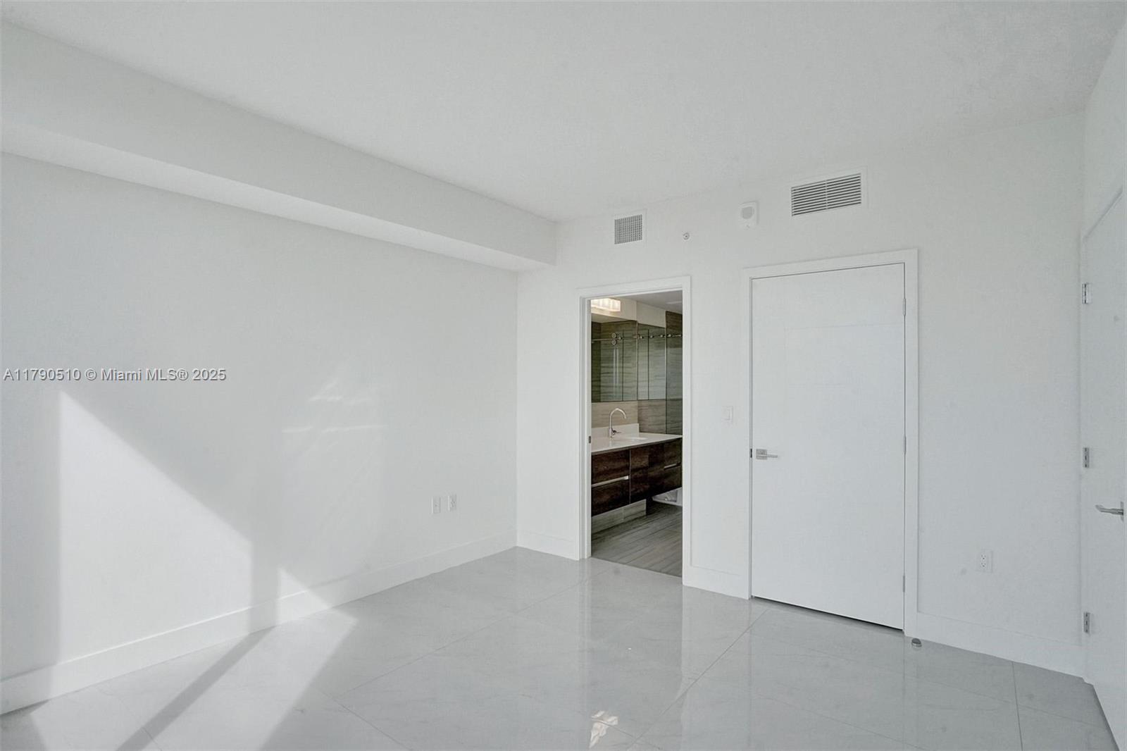 301 Altara Ave # 621