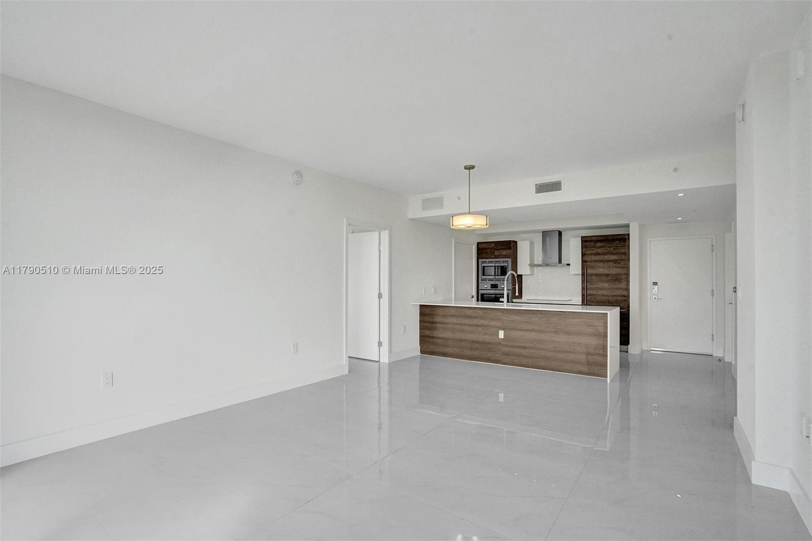 301 Altara Ave # 621