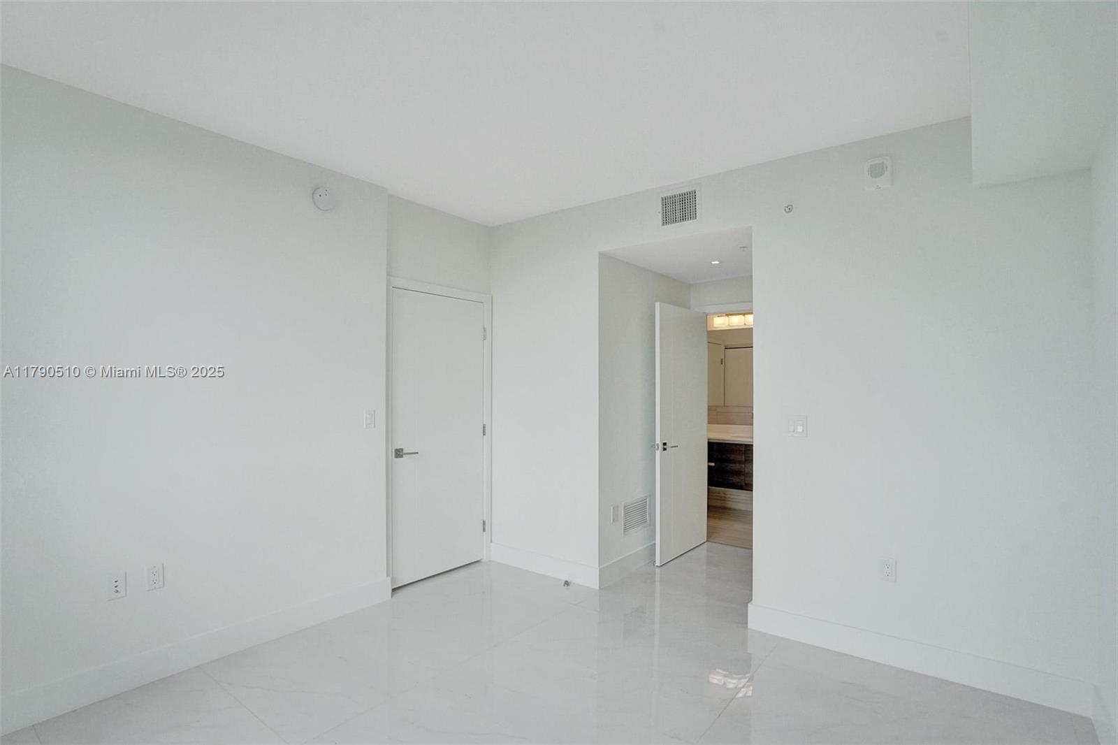 301 Altara Ave # 621