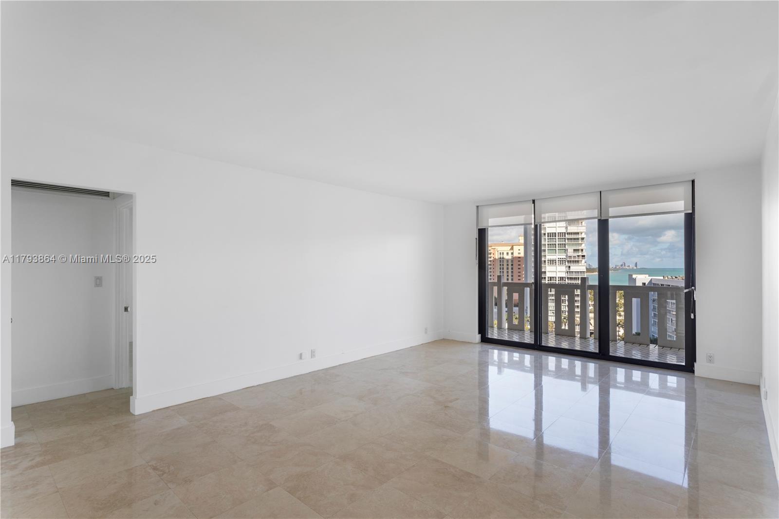 1121 Crandon Blvd # E1204