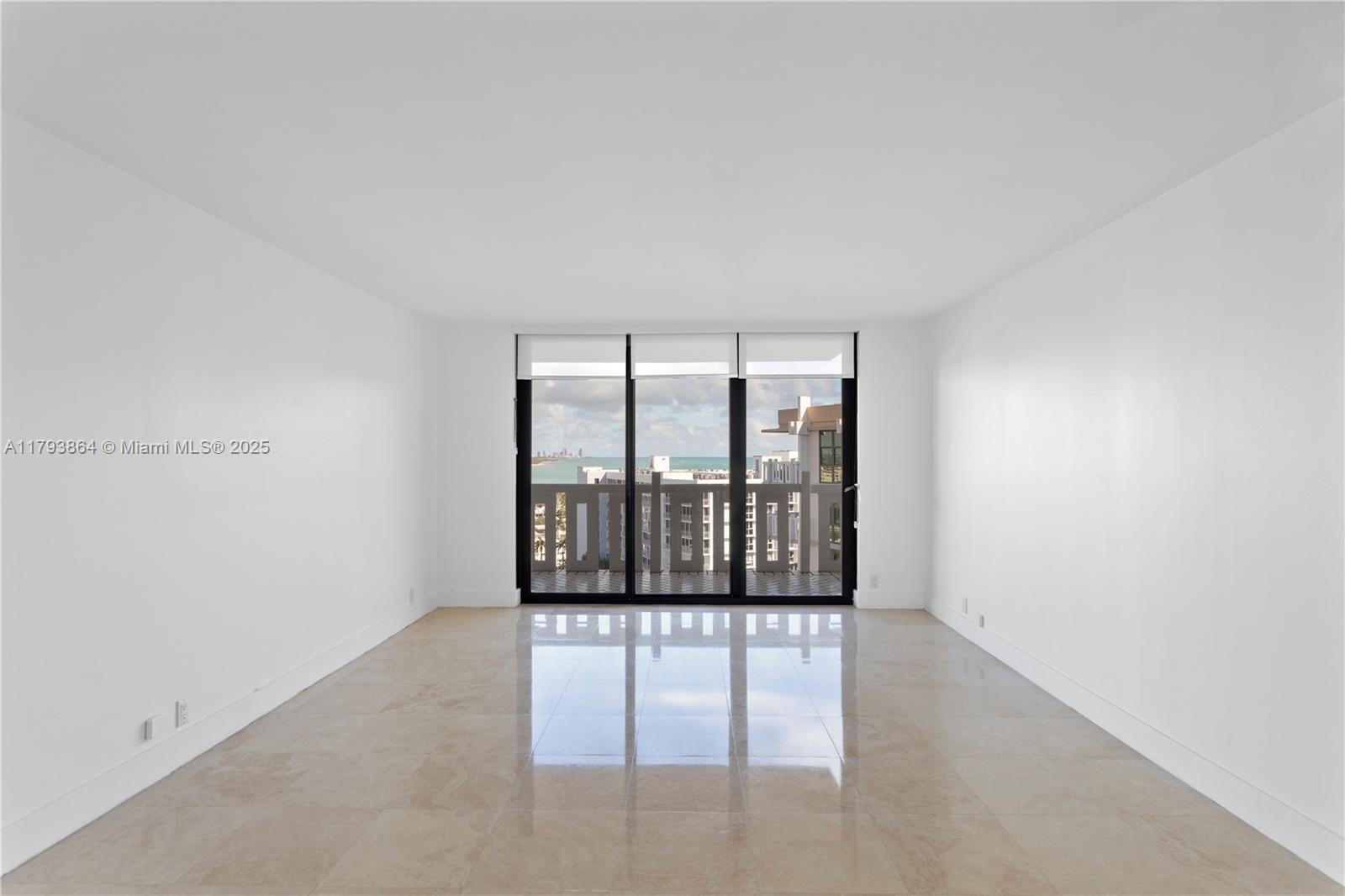 1121 Crandon Blvd # E1204