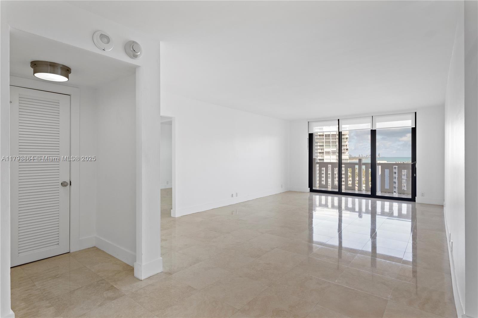 1121 Crandon Blvd # E1204
