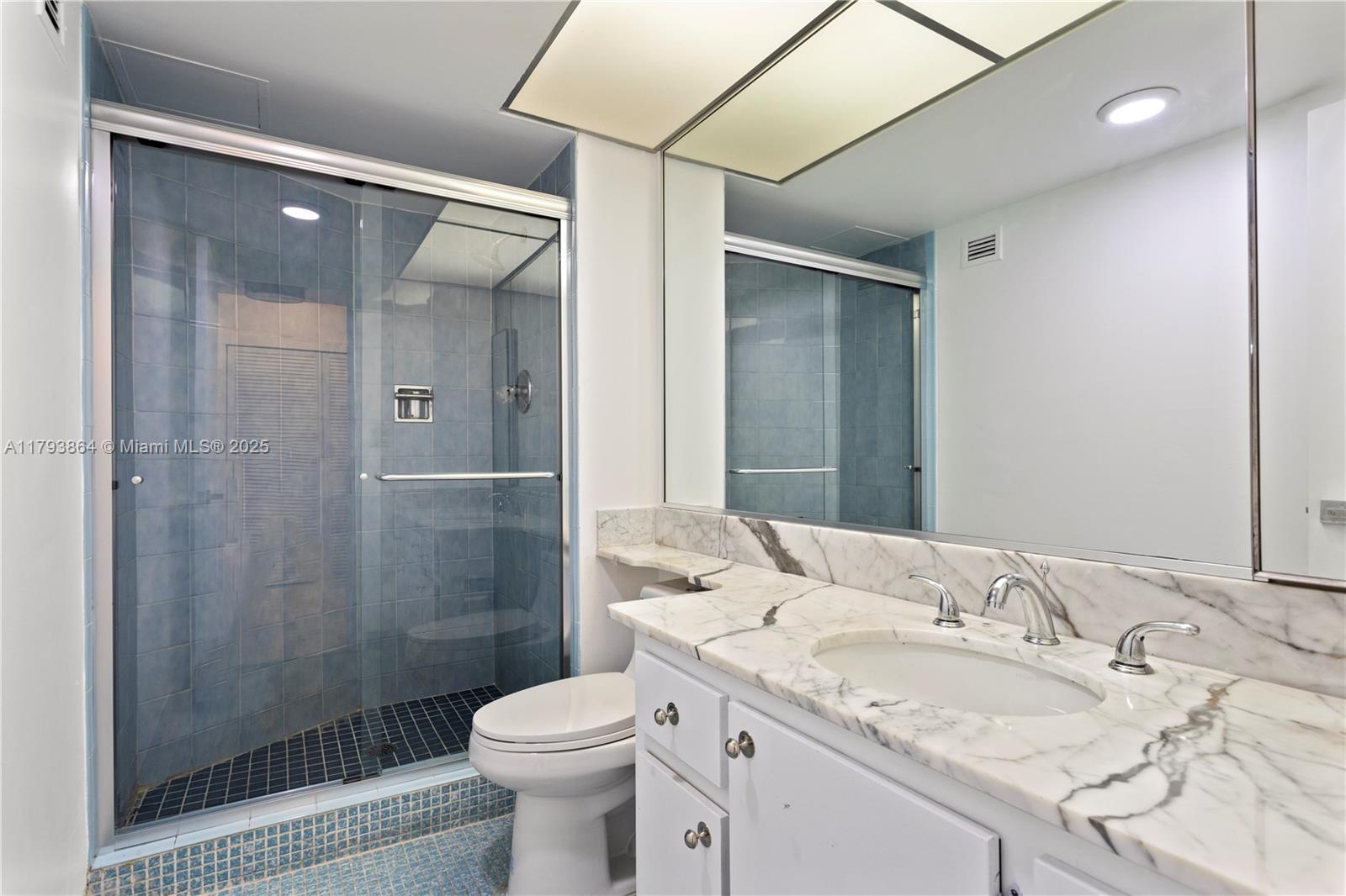 1121 Crandon Blvd # E1204