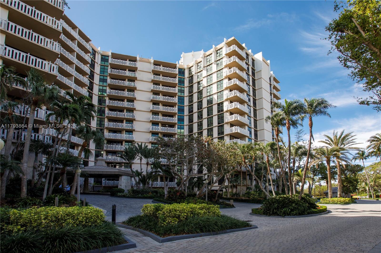 1121 Crandon Blvd # E1204