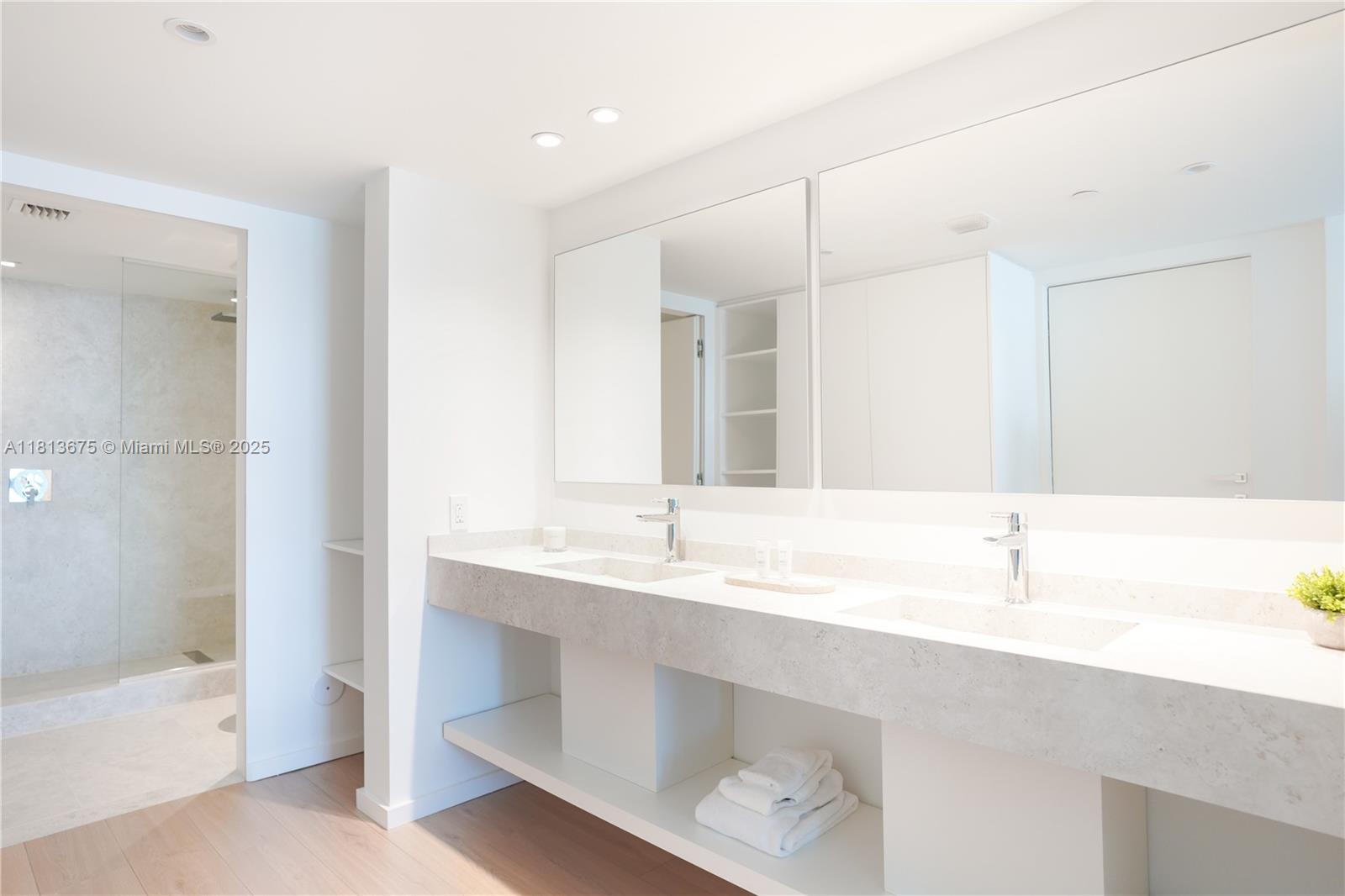10250 Collins Avenue # 211