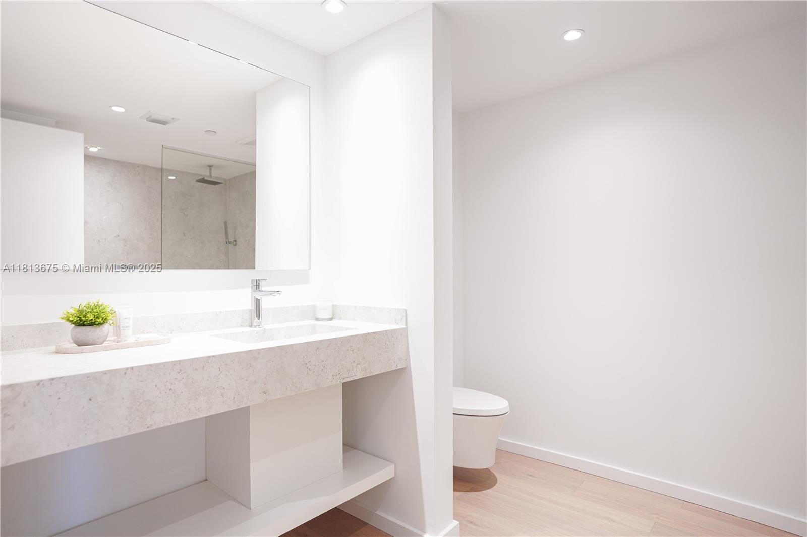 10250 Collins Avenue # 211