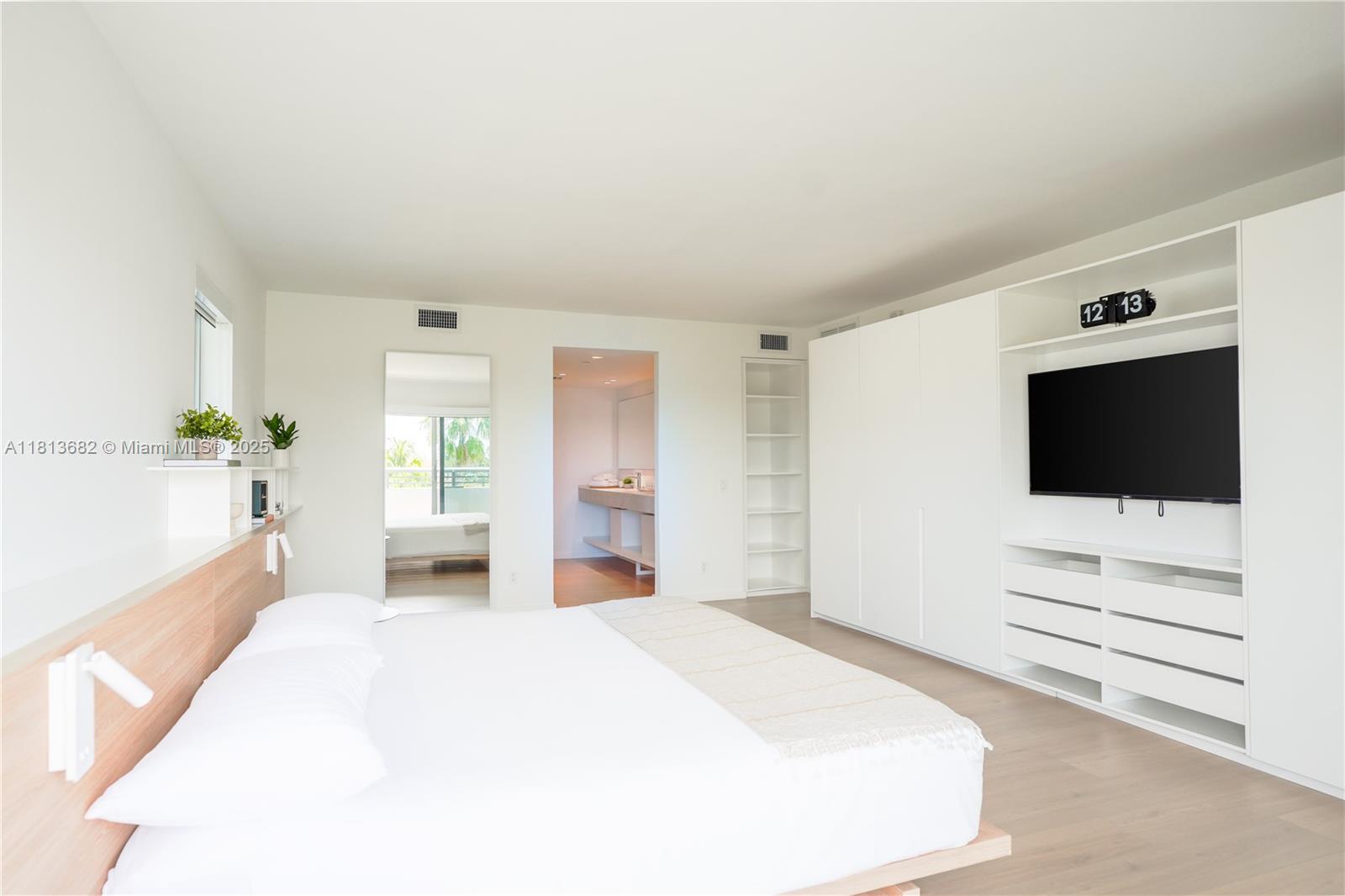10250 Collins Avenue Unit: PH1