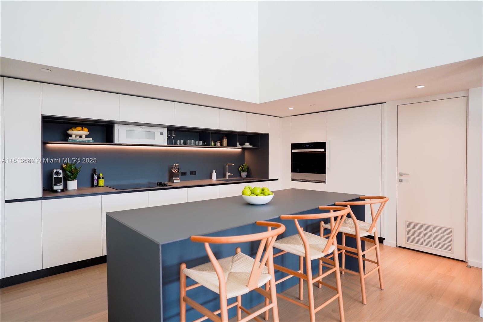 10250 Collins Avenue Unit: PH1