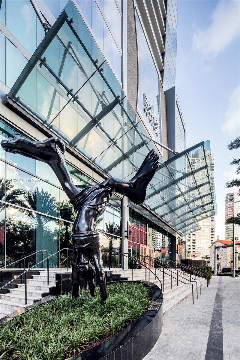 1451 Brickell Ave # 4204