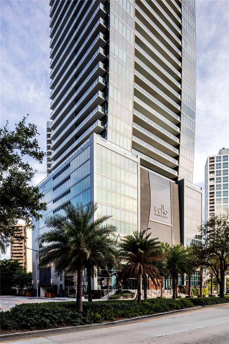 1451 Brickell Ave # 4204