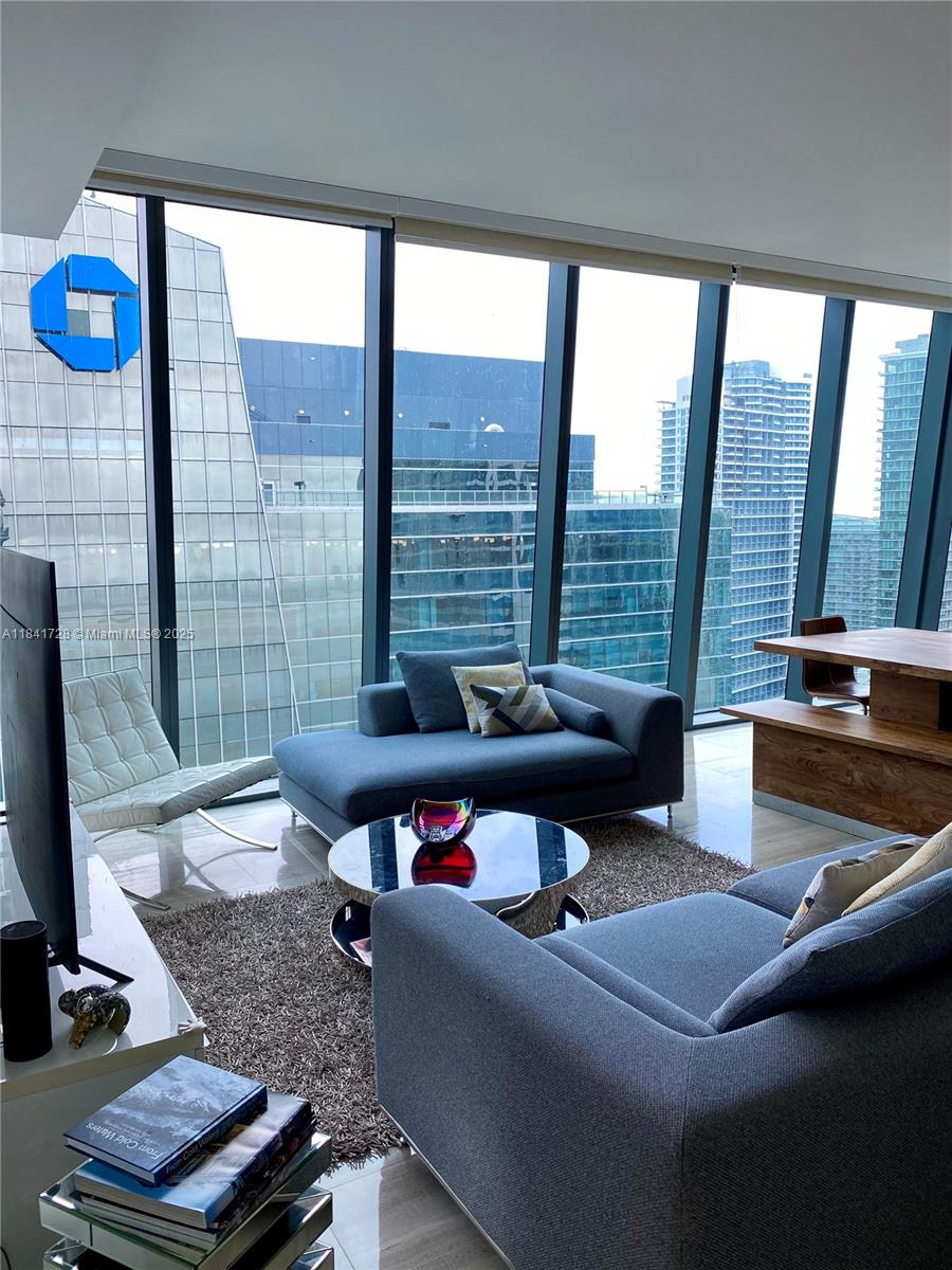 1451 Brickell Ave # 4204
