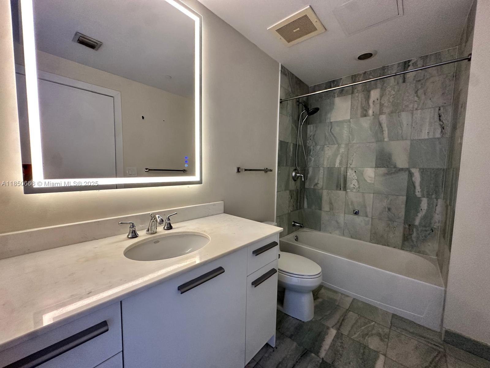 1050 Brickell Ave # 202, Miami Unit: 202