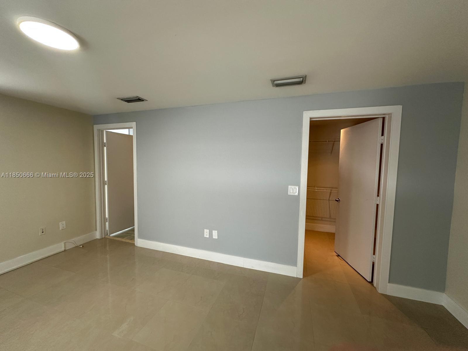 1050 Brickell Ave # 202, Miami Unit: 202