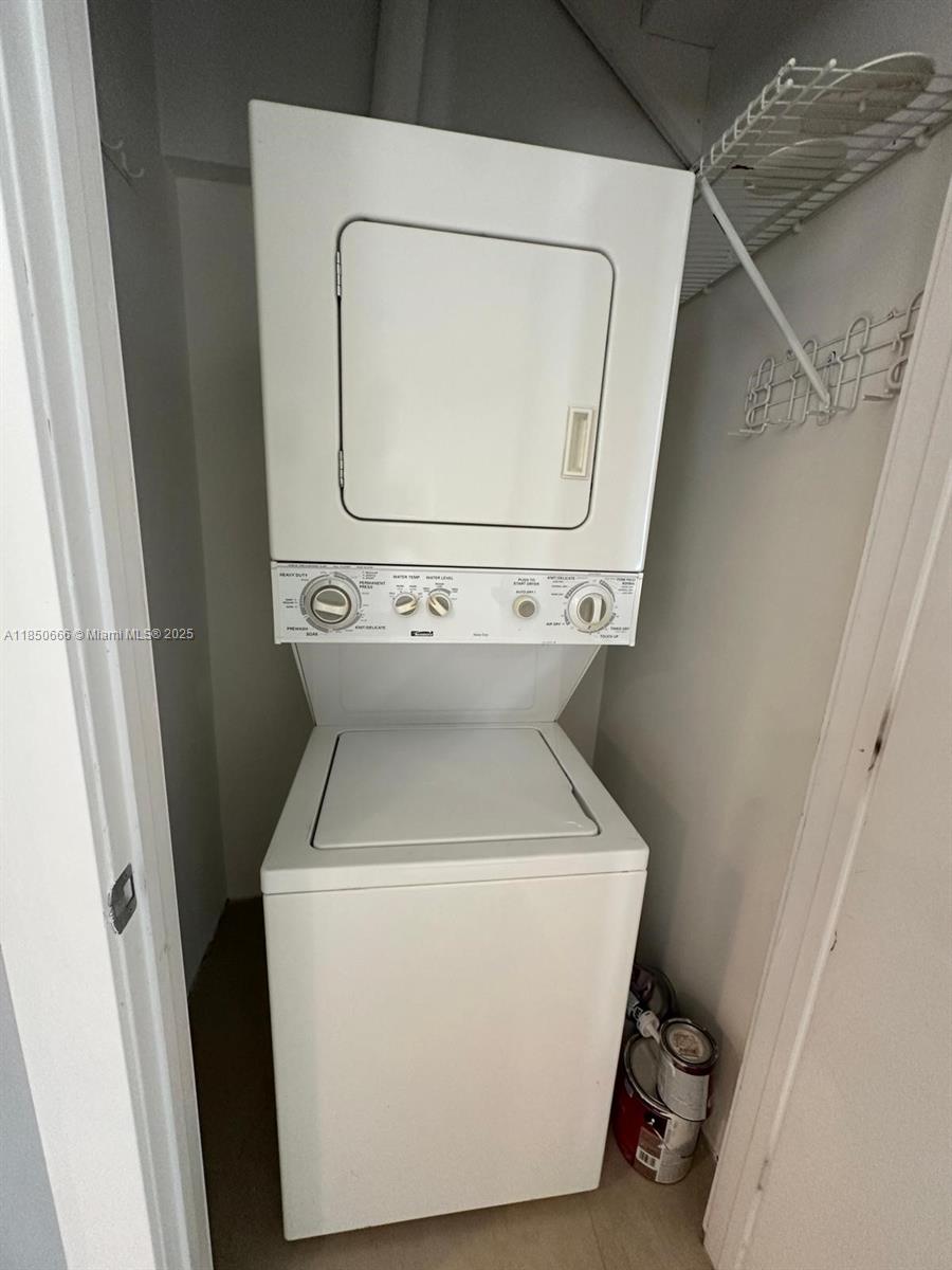 1050 Brickell Ave # 202, Miami Unit: 202