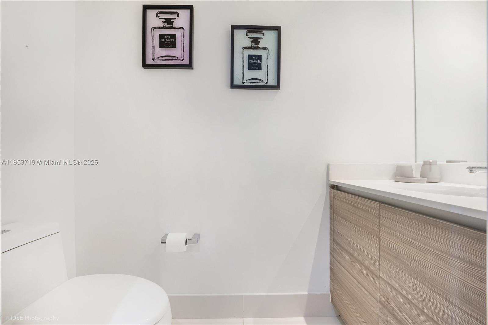 121 NE 34th St # 1715